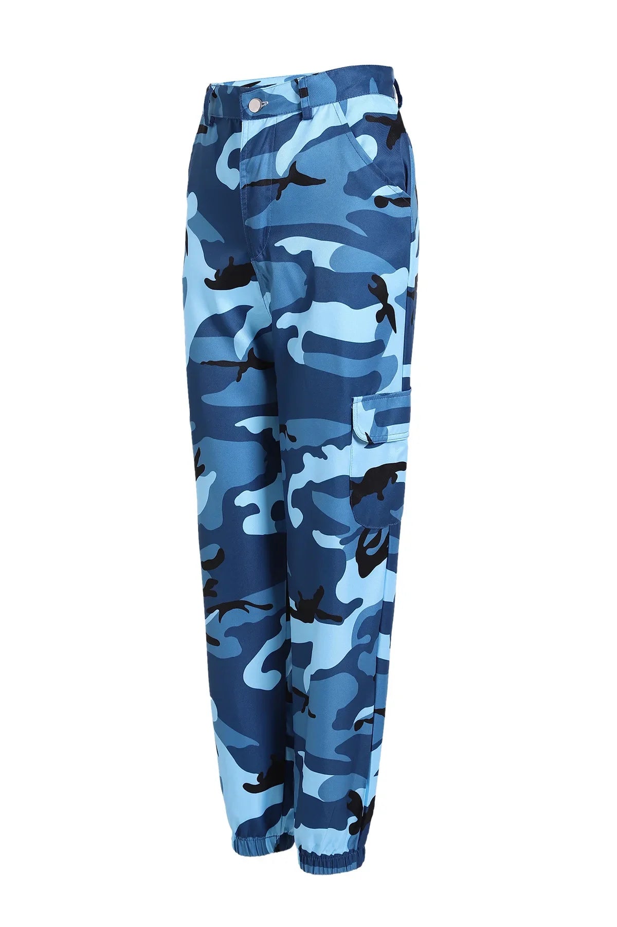 Women’s Camo Cargo Pants